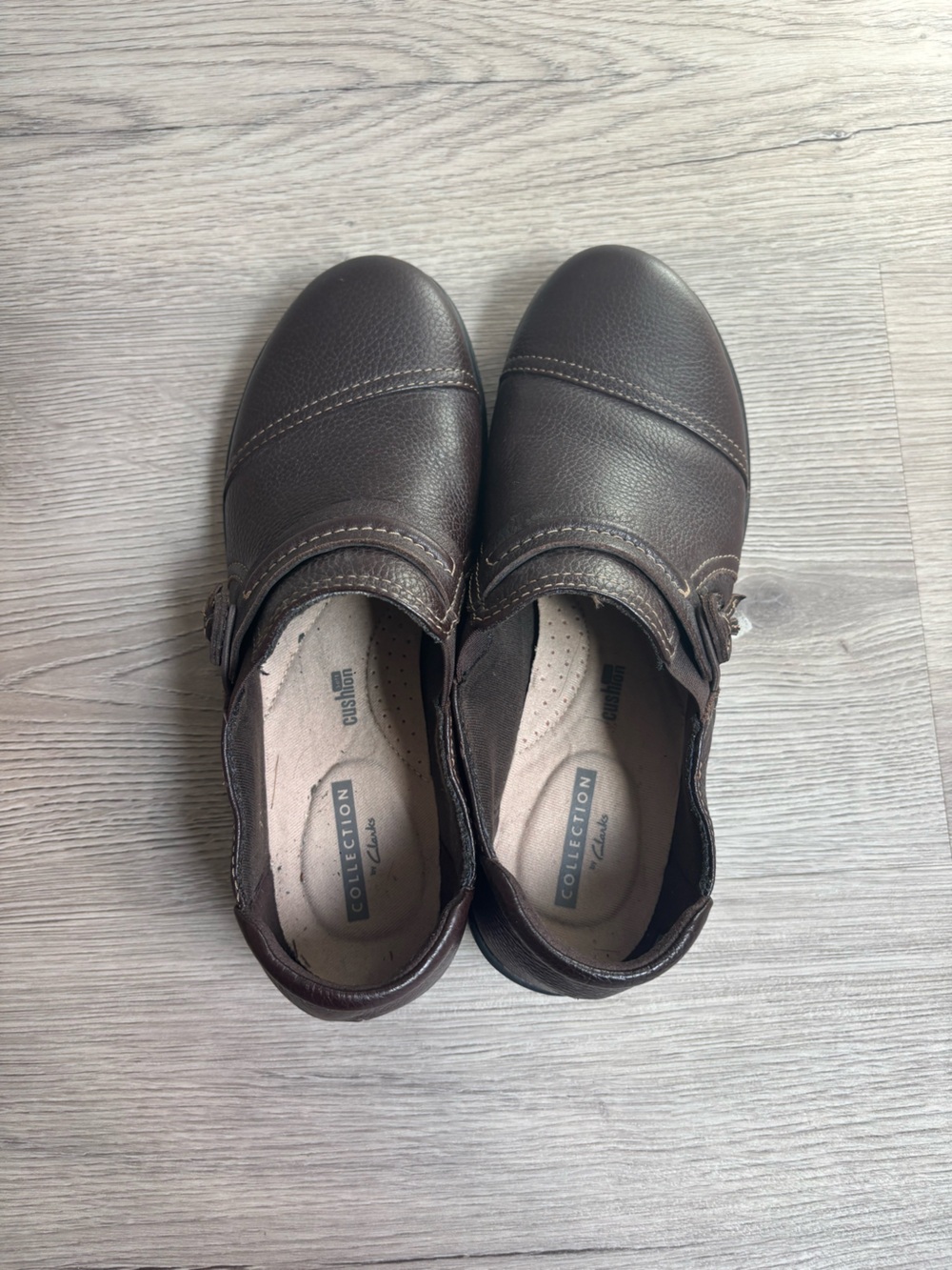 Clarks Women's Brown Leather Slip-On Clogs
